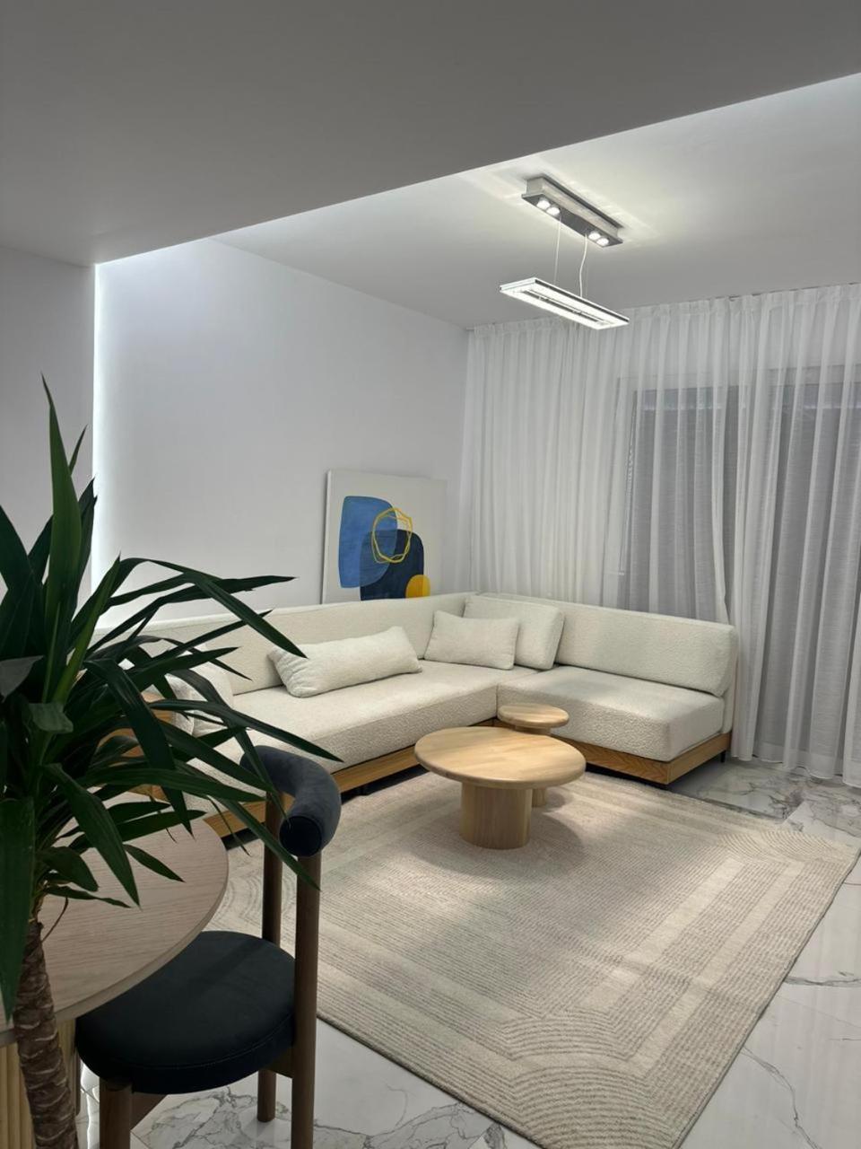Agate City Center Apartment Tirana Exterior photo